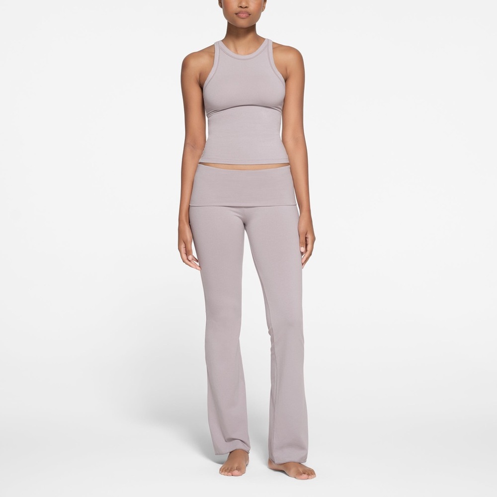 SKIMS Women's Foldover Flare Pants